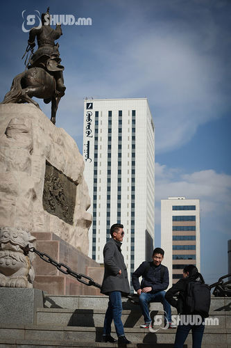 Улаанбаатарт 24 хэм дулаан байна